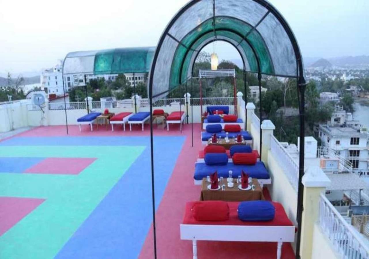 Hotel Ambavgarh Palace Udaipur Exterior photo